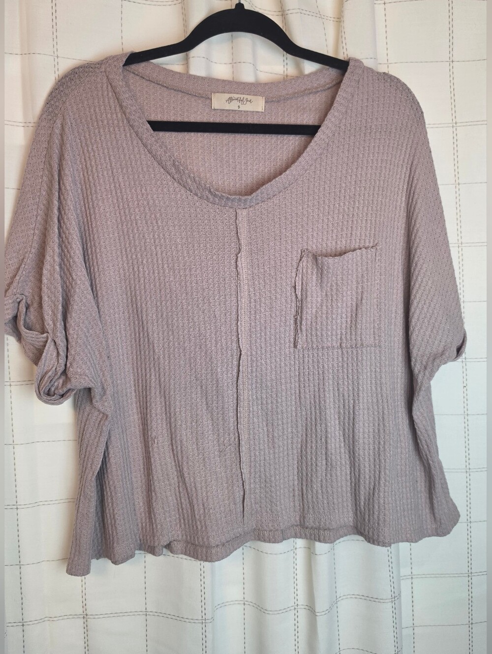 Arula Boxy Crop Tee